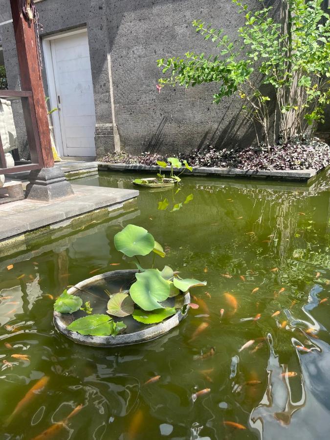 Private Suite In A Kids Friendly Big Shared Villa In Canggu Экстерьер фото