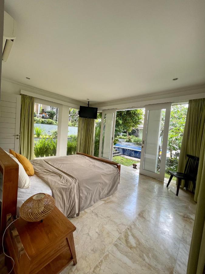 Private Suite In A Kids Friendly Big Shared Villa In Canggu Экстерьер фото