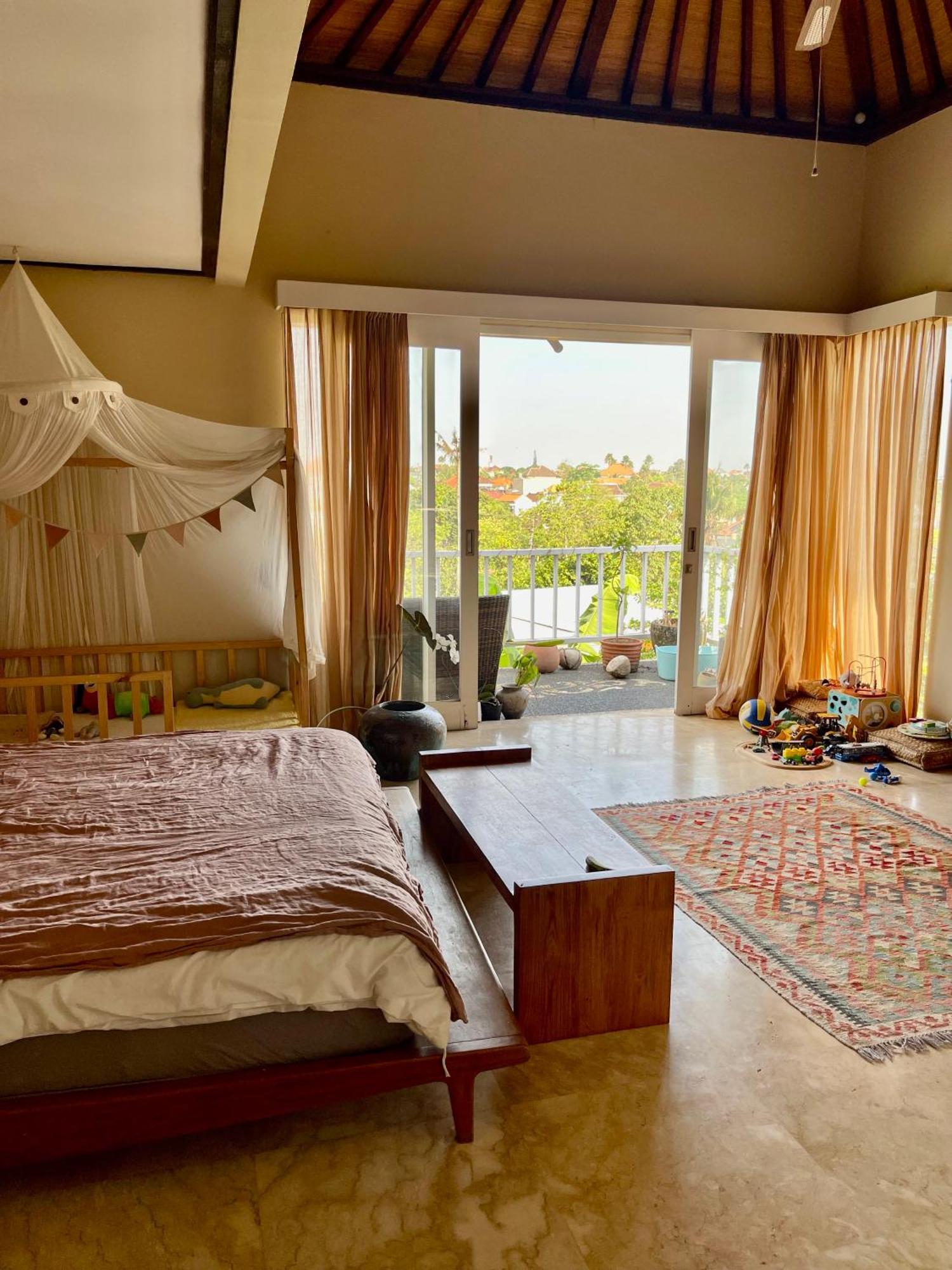 Private Suite In A Kids Friendly Big Shared Villa In Canggu Экстерьер фото
